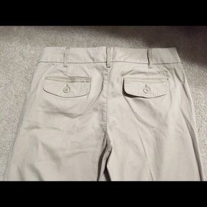 Women’s American Eagle khaki pants size 8R